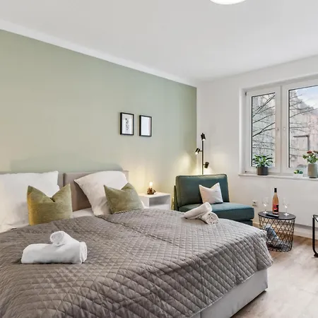 Shiny Homes - Trendy Close To Center Apartment Bielefeld